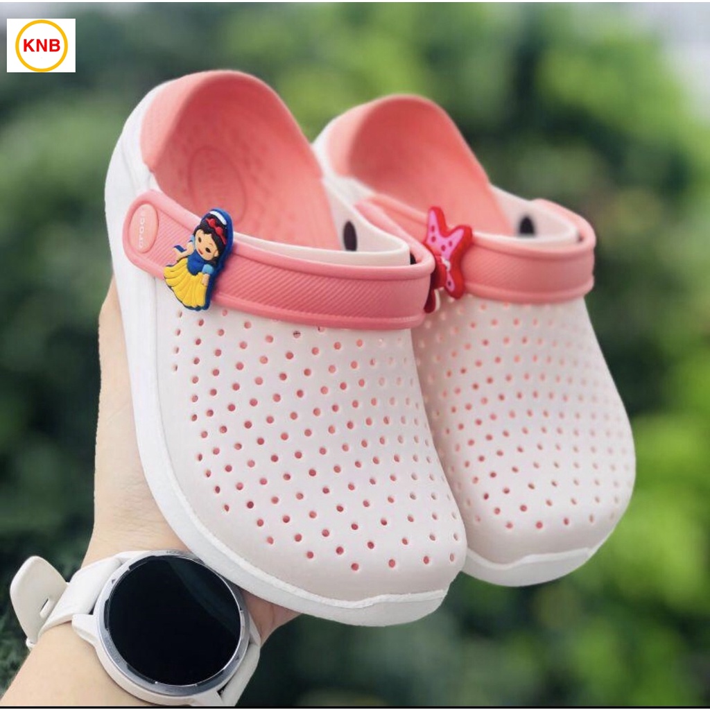 Dép Sục Cross Literide Trẻ Em Màu Trắng Hồng Siêu Êm Chân -4 Jibbitz+ FREESHIP- Chống Trơn Trượt Bảo Vệ Ngón Chân Cho Bé