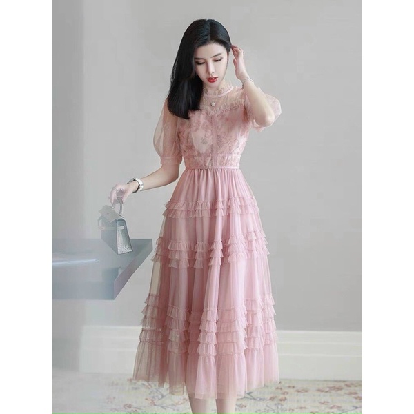 Đầm ren thêu tầng cao cấp. Nhập QC
