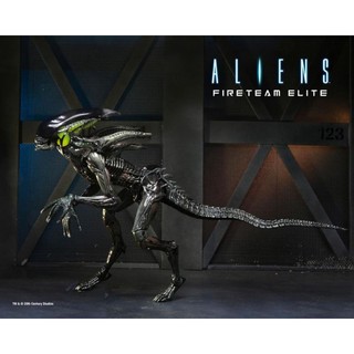 Mô hình NECA Spitter Alien có sẵn