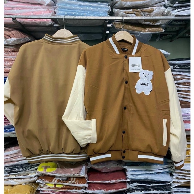 Áo khoác bóng chày bomber in gấu kaki da lộn 2 lớp unisex ulzzang nam nữ