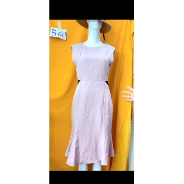 đầm công sở màu hồng nhạt size M/M+. S560