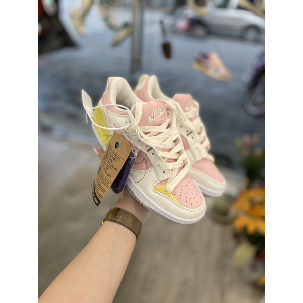 Giày Dunk Disrupt 2 Pink Oxford màu vàng hồng