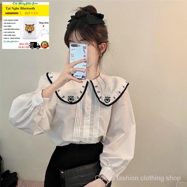 Áo sơ mi cổ sen thêu họa tiết dáng tay bo gấu xinh xắn
