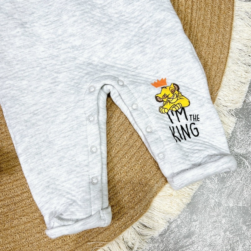 Set yếm Disney trần bông kèm áo cho bé