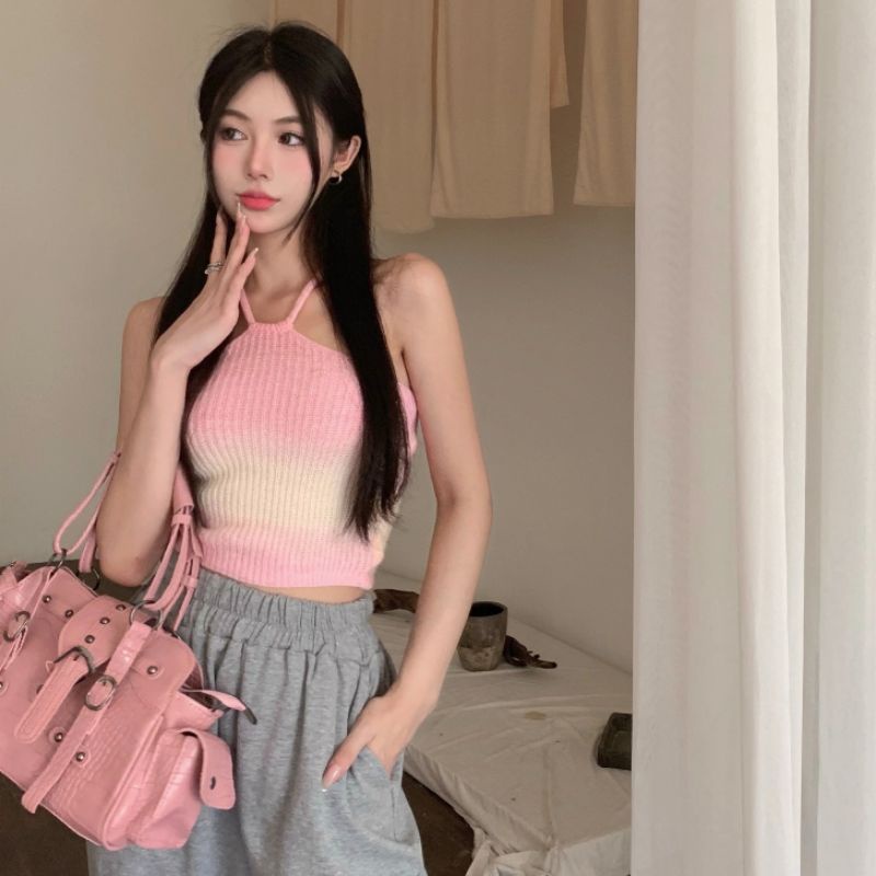 Yếm len loang màu pastel hồng và xanh