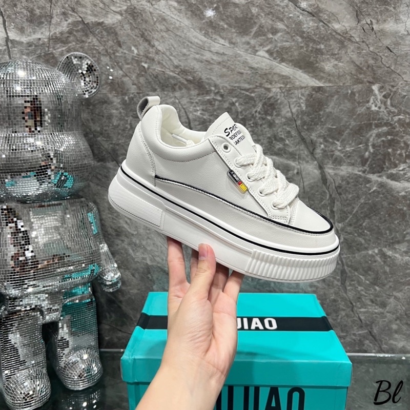 Giày thể thao nâng đế fullbox