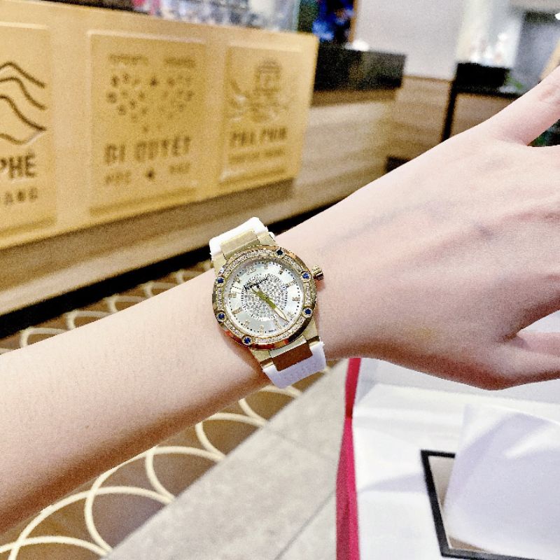 Đồng hồ nữ cao cấp 𝓢𝓪𝓵𝓿𝓪𝓽𝓸𝓻𝓮 𝓕𝓮𝓻𝓻𝓪𝓰𝓪𝓶𝓸