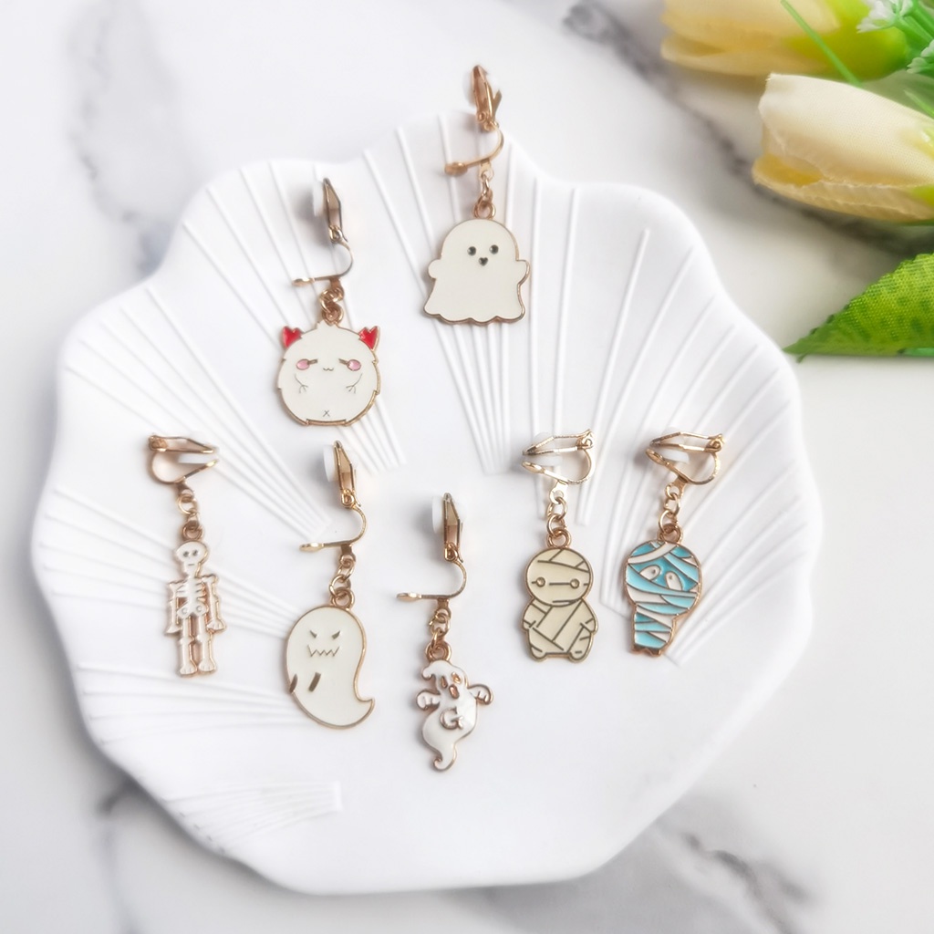 Khuyên Tai Dạng Kẹp Không Cần Khoan Họa Tiết Bí Ngô Phù Thủy Hoạt Hình Bằng Hợp Kim Không Gây Dị Ứng Phong Cách Halloween Hàn Quốc Cho Bé Gái