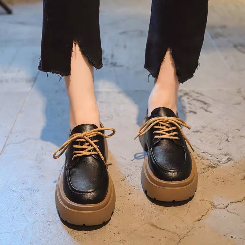 Giày oxford buộc dây đế nâu hai màu đen trắng phong cách trẻ trung năng động