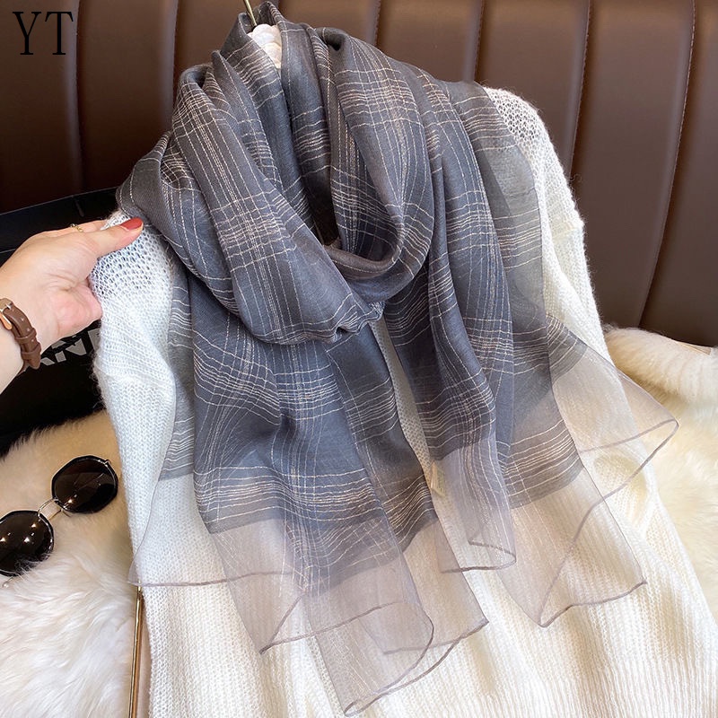 Khăn Choàng Lụa Dài Màu Bạc Thời Trang Thu Đông Phong Cách Hàn Quốc Mới Cho Nữ