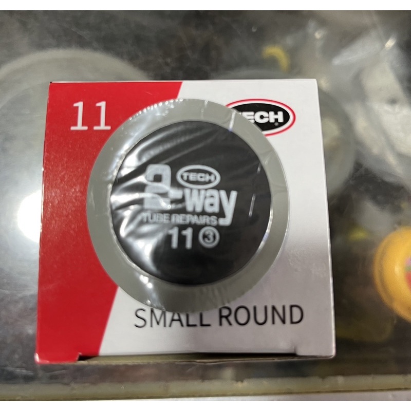 Hộp 40 miếng vá lốp không săm xe máy,ô tô TECH