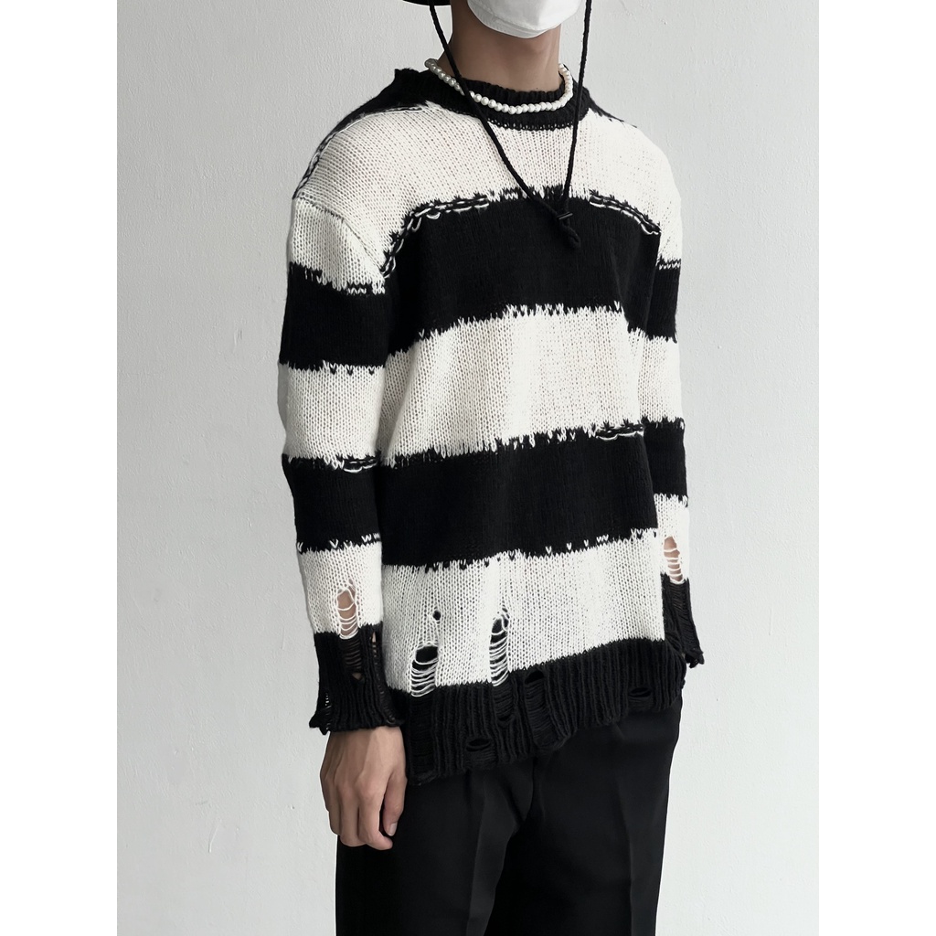 Áo Len Đen trắng Nam nữ rách sọc Ngang Design