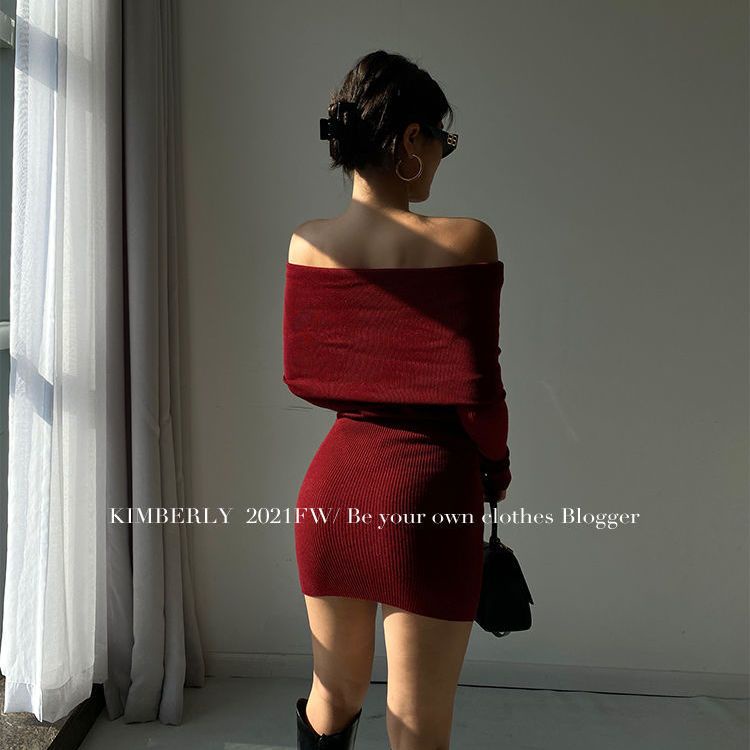 One Đầm Trễ Vai Dài Tay Phong Cách Retro Nữ Tính