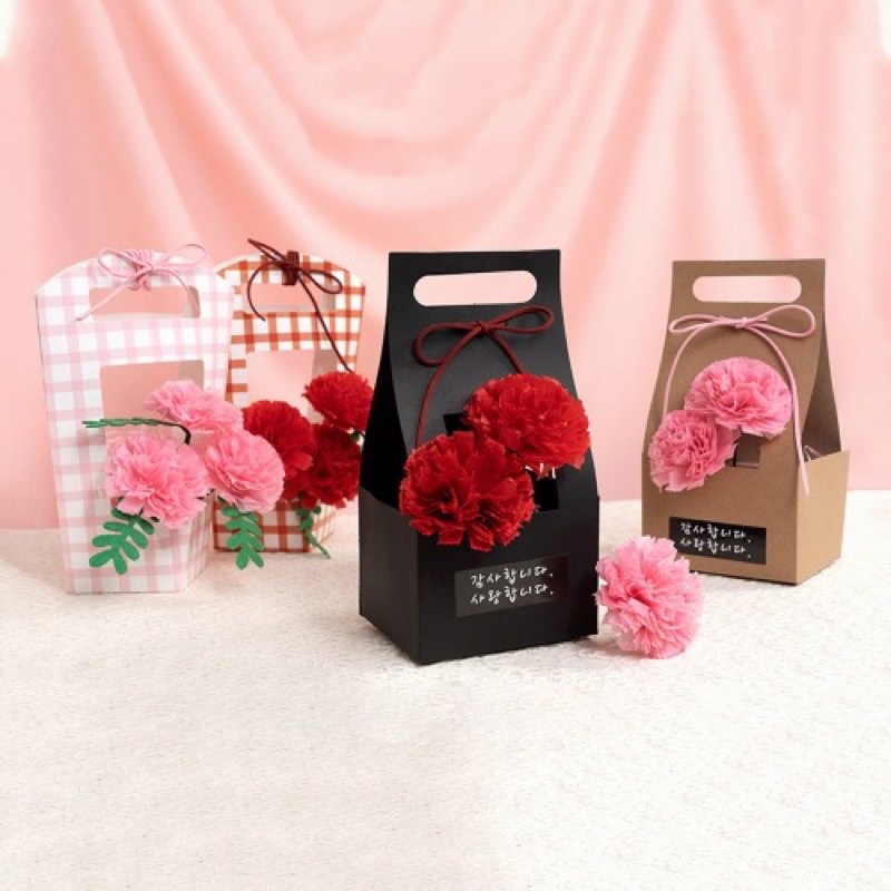 Hoa cẩm chướng giấy DIY sáng tạo cho bé. Tự làm giỏ hoa làm quà tặng