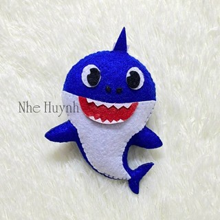 Móc Khóa Vải Nỉ Daddy Shark (A041)