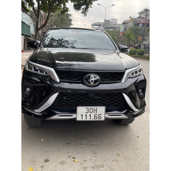 Decal màu đen bóng loại dày Chuyên dán đổi màu ô tô, xe máy laptop