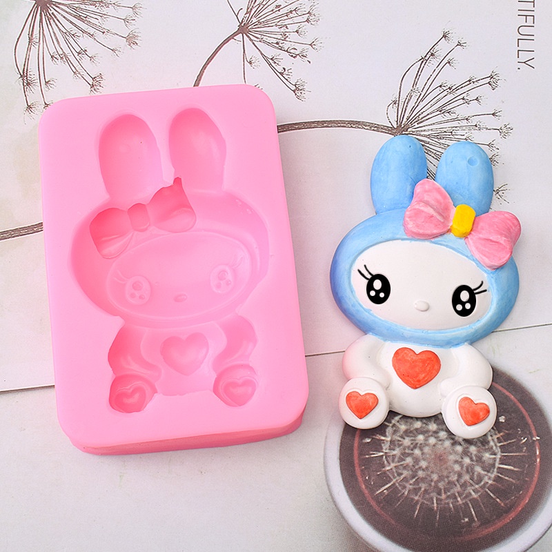Khuôn Silicone Làm Bánh Hình Thỏ Trắng Đáng Yêu