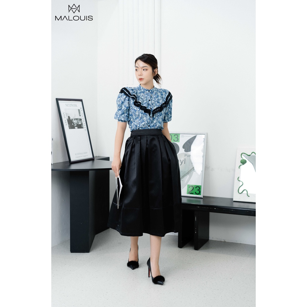 Áo sơ mi nữ kiểu tay ngắn hoa nhí bèo màu xanh cổ đứng chất thô cotton Blue Chic - M164