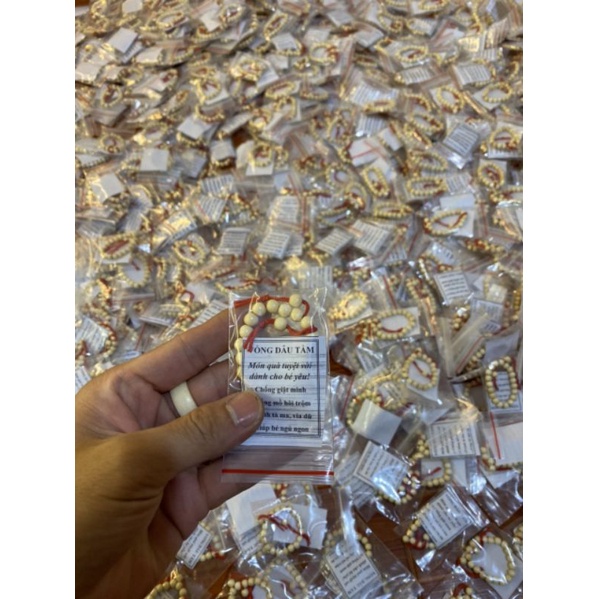 Sỉ vòng dâu cho bé giá rẻ