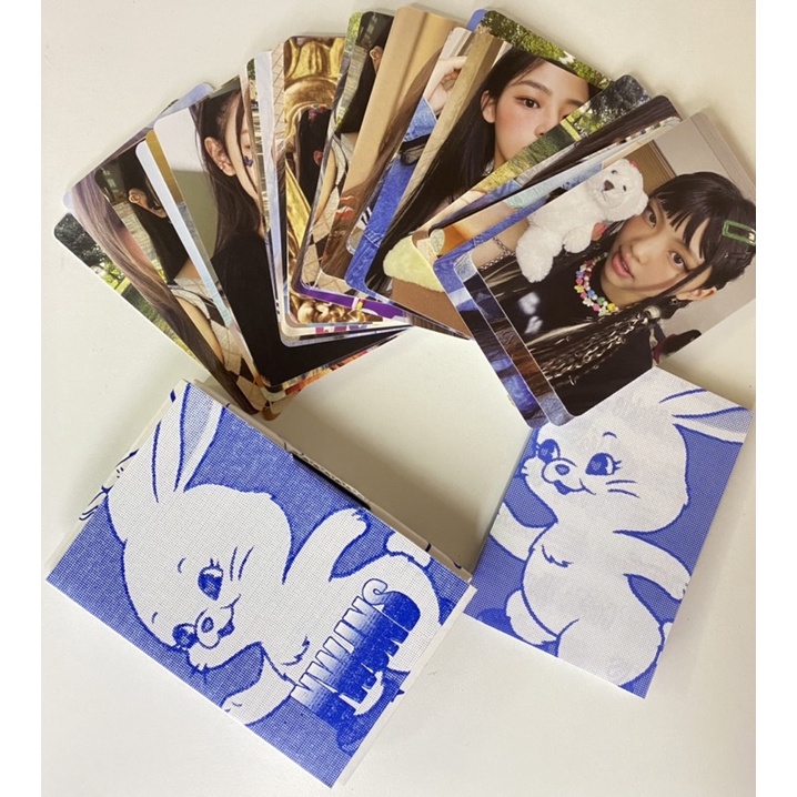 Hộp quà Card off NewJeans