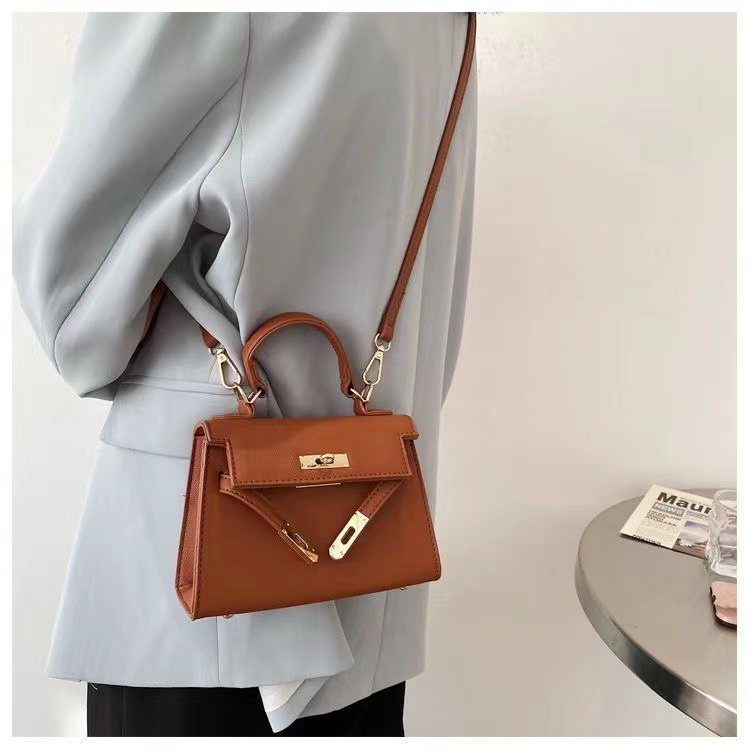 Túi Đeo Chéo Một Bên Vai Thiết Kế Thời Trang Cho Nữ 2022