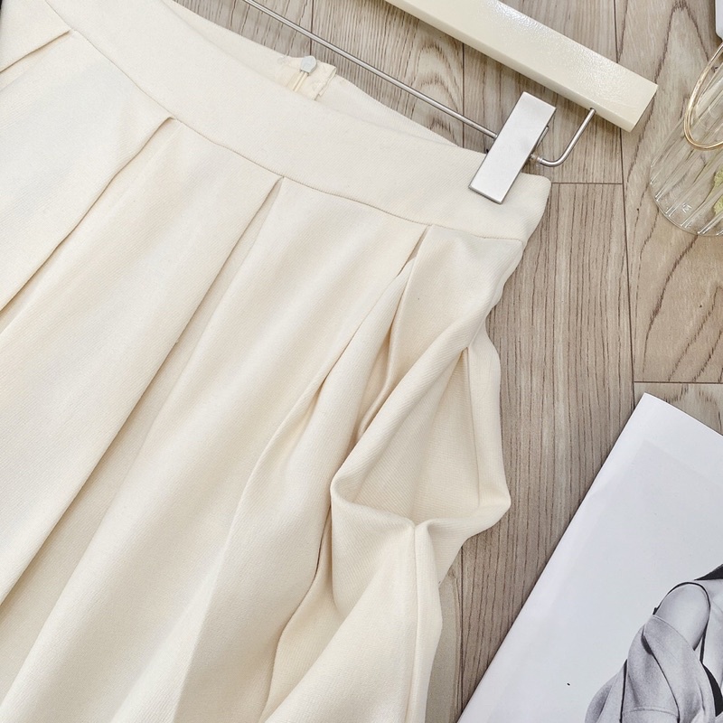 Set Áo Len Tăm Bo Dày Dặn Phối Chân Váy Kem