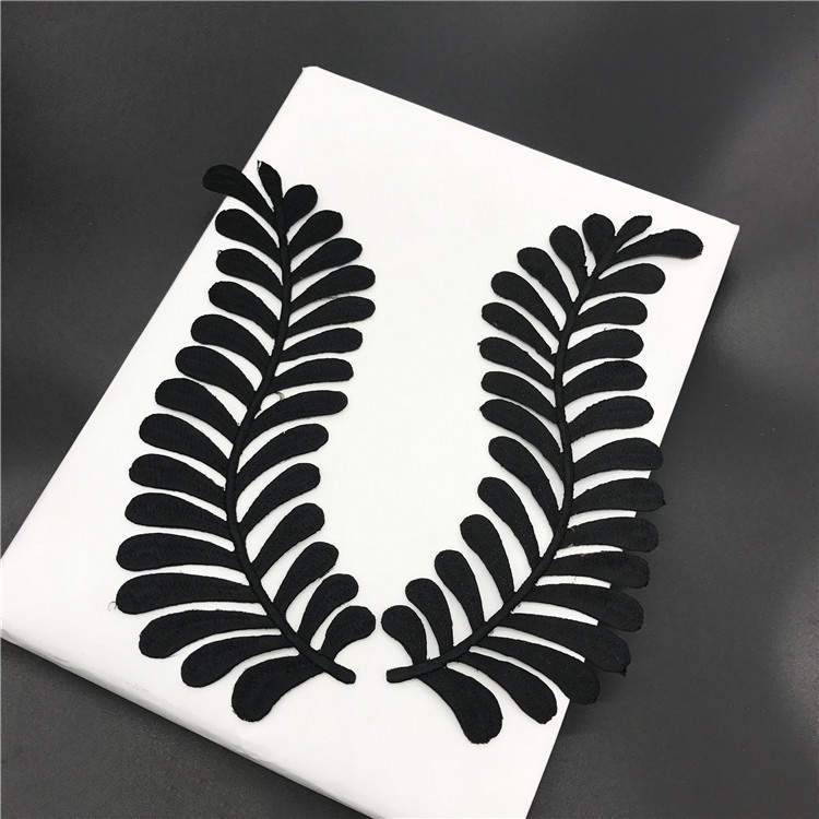 Miếng Dán Ủi Quần Áo Hình Chiếc Lá DIY