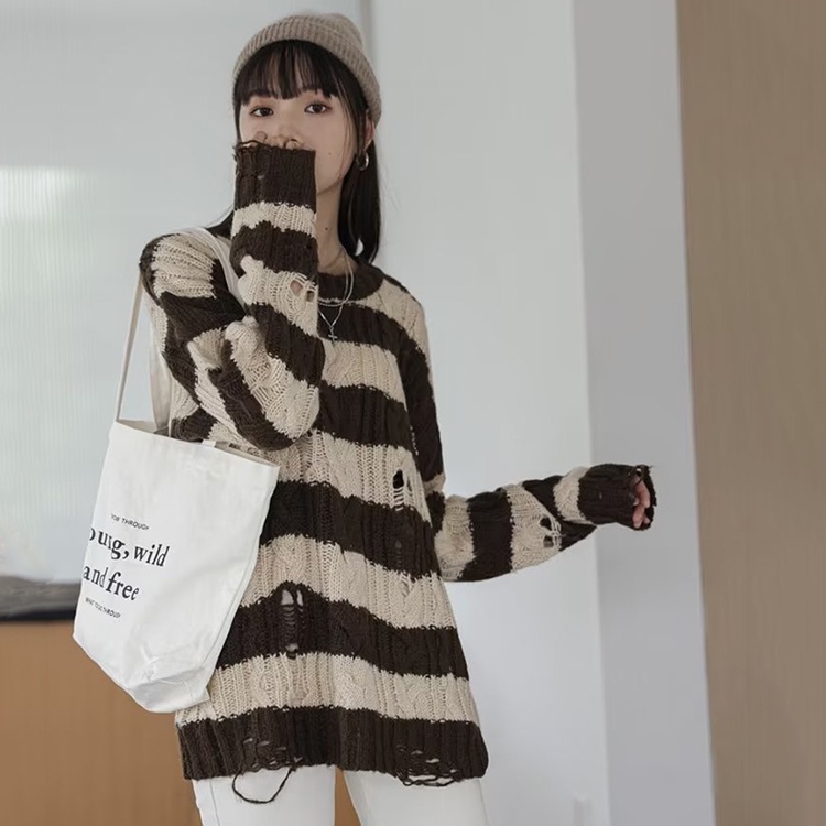 IELGY    Áo sweater Dáng Rộng Họa Tiết Kẻ Sọc Màu Sắc Tương Phản Thời Trang Cho Nữ
