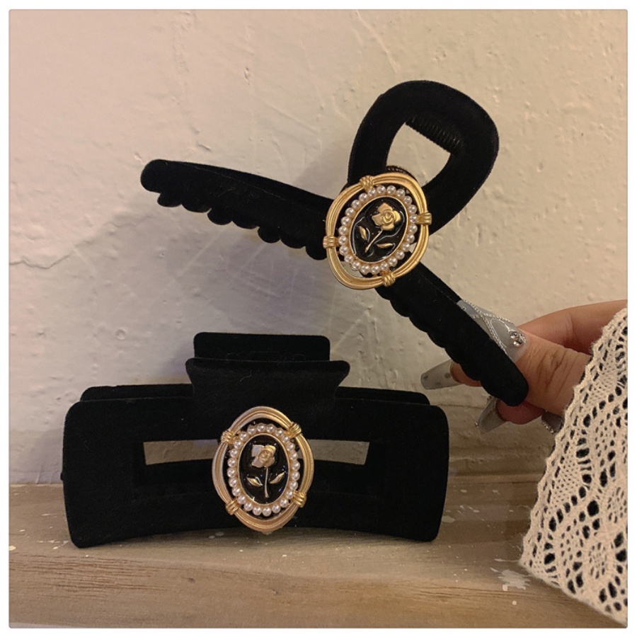 Kẹp Tóc Hình Hoa Đính Ngọc Trai Màu Đen Phong Cách Hàn Quốc Cổ Điển Thời Trang Cho Nữ