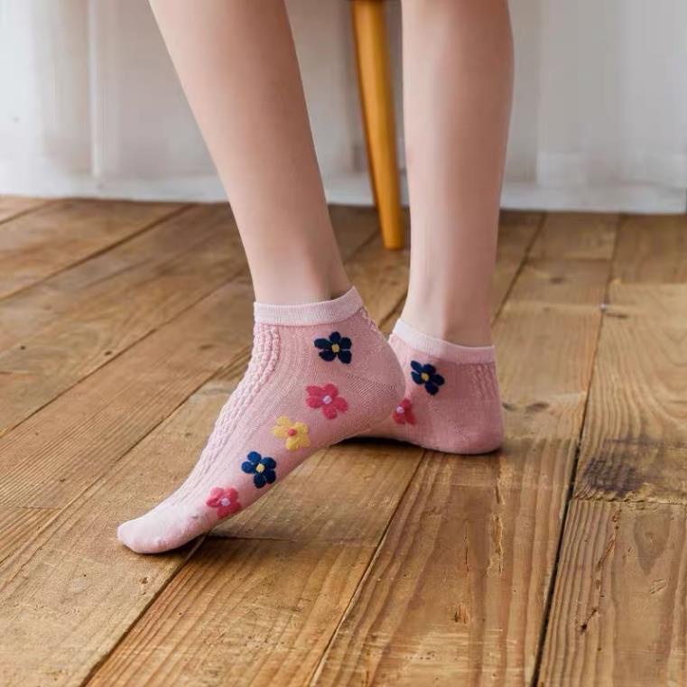 Tất vớ nữ họa mi Softie chất liệu vải Hàn co giãn bốn chiều,kiểu dáng thêu hoa phong cách hiện đại tt8