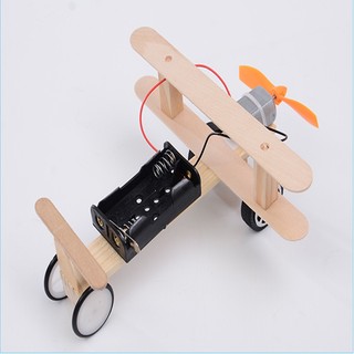 Máy bay gỗ một động cơ