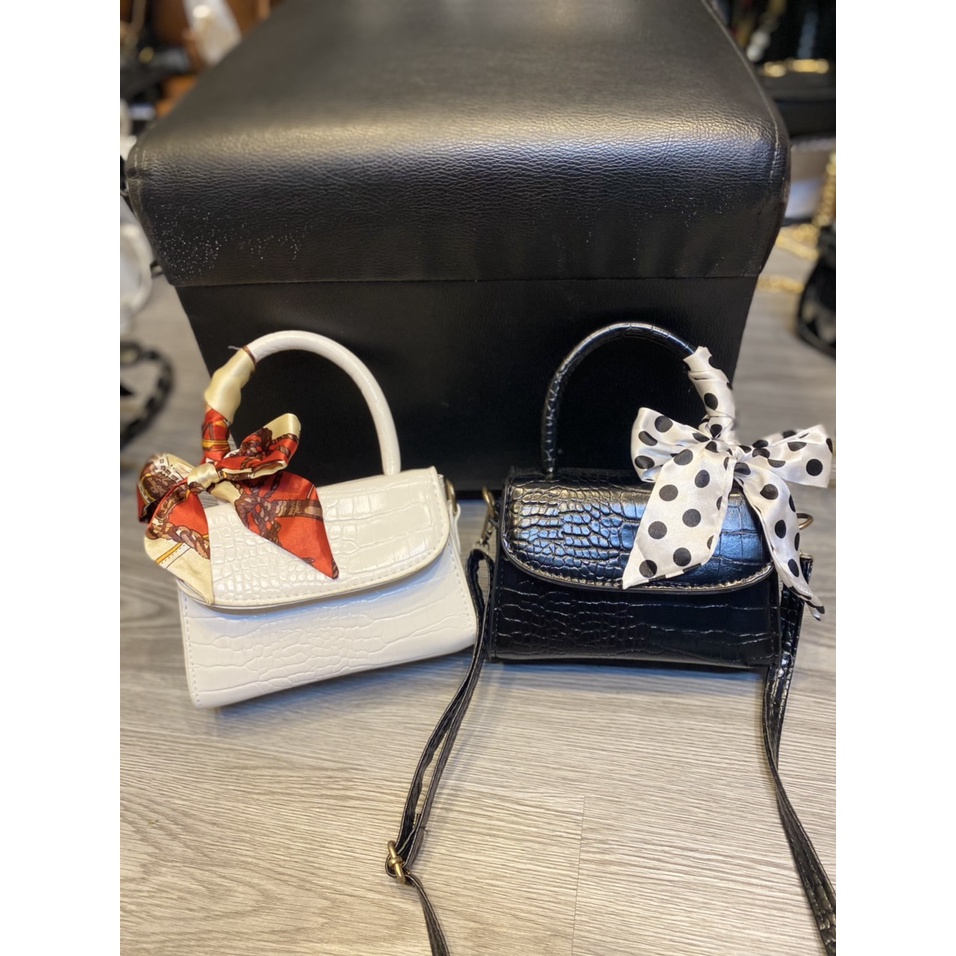 Túi Xách Nữ Giá Rẻ ♥️FREESHIP♥️ Túi Đeo Chéo Nữ Vân Da Rắn Tặng Kèm Khăn 355