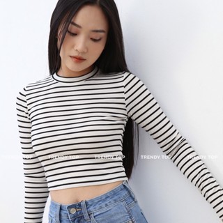  Áo croptop tay dài - Áo thun tay dài sọc ngang cổ tròn 2 màu đen trắng AT26 CTWOMEN 