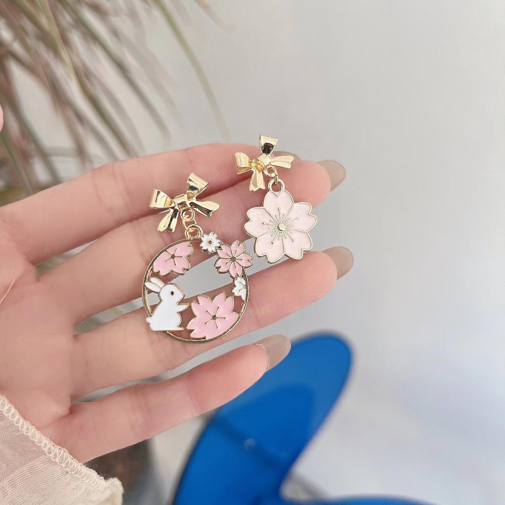 Khuyên Tai Thả Mặt Trăng Và Thỏ Cá Tính Cho Nữ