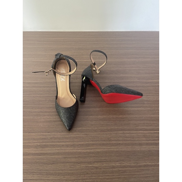 Giày mũi nhọn gót vuông A22