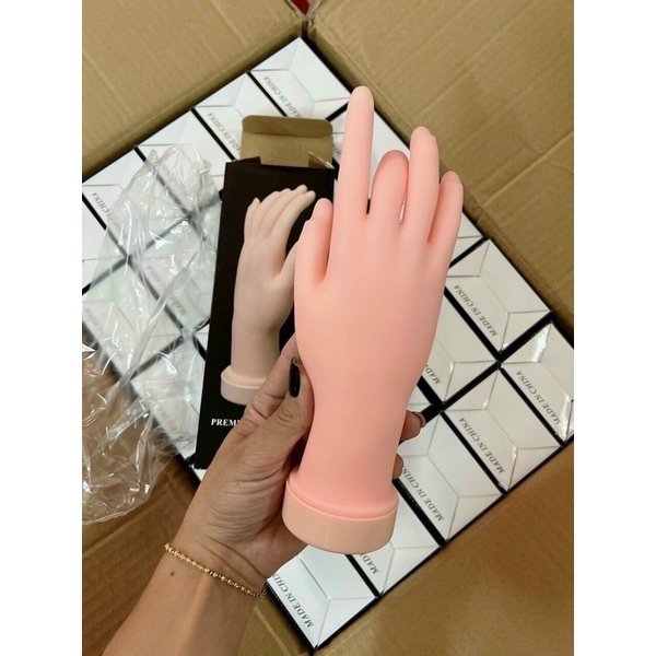 BÀN TAY SILICON 02 HỌC NAIL BÊN PHẢI