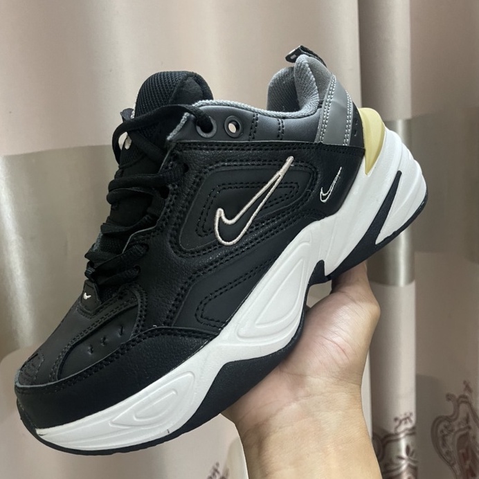 Giày Thẻ Thao Sneaker ni,ke M2K Màu Đen Gót Vàng Cho Nam Nữ