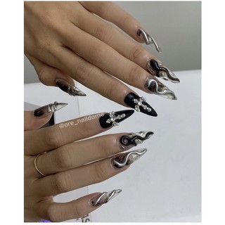 Mẫu nailbox móng up hallowen đen tráng gương