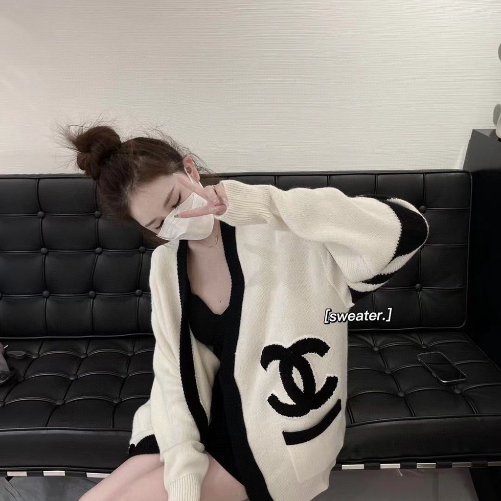 fashion tempered all-match black and white towel embroidery contrast color loose lazy knit cardigan yhkw