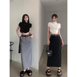 Chân váy cạp kẻ và áo cổ lọ đuôi tôm eclipse clothing