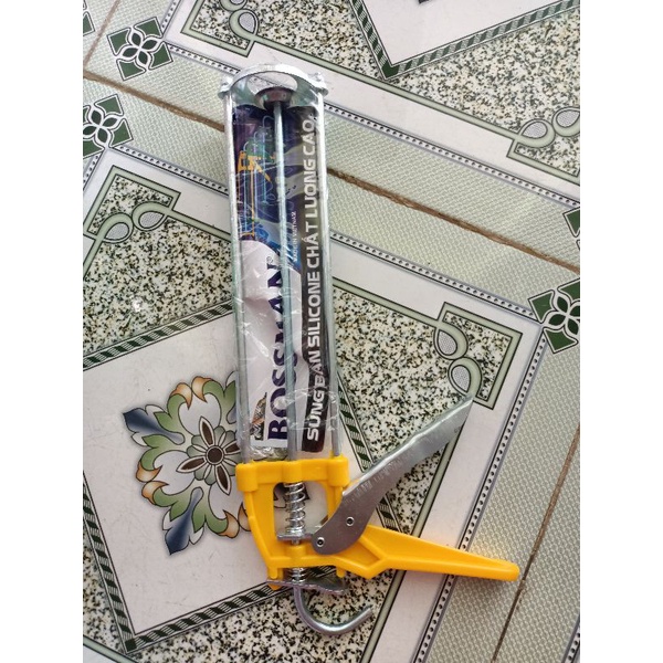 súng bắn keo silicon Bossman vàng