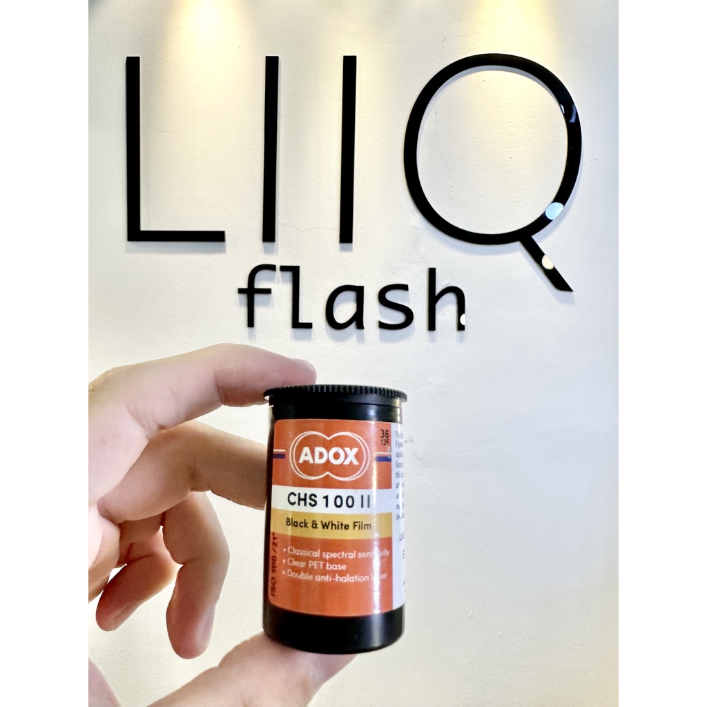 Phim ADOX CHS 100 II ISO 100, Đen Trắng B&W, 135/35mm x 36 Kiểu, In Date Cho Máy Chụp Ảnh Film - LIIQ Flash