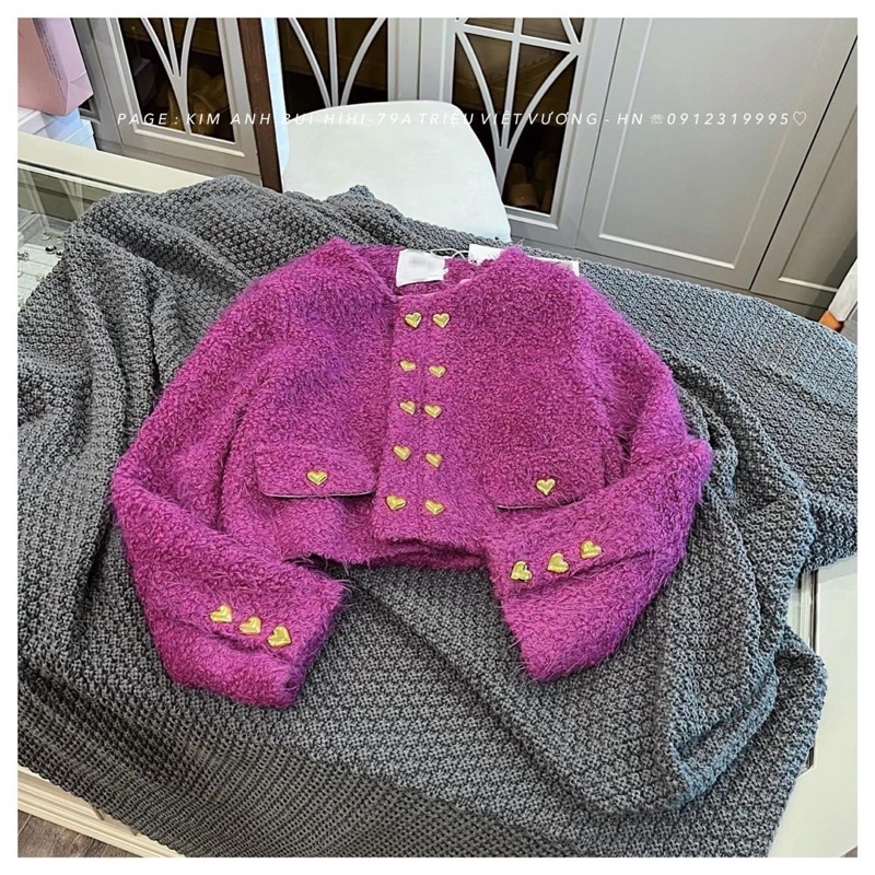 Áo khoác dạ lông cừu cúc tim vàng