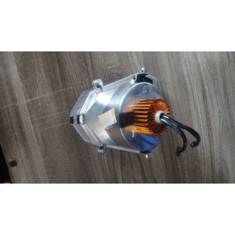 Đèn pha 7 màu xmen Neo cho ae độ chế