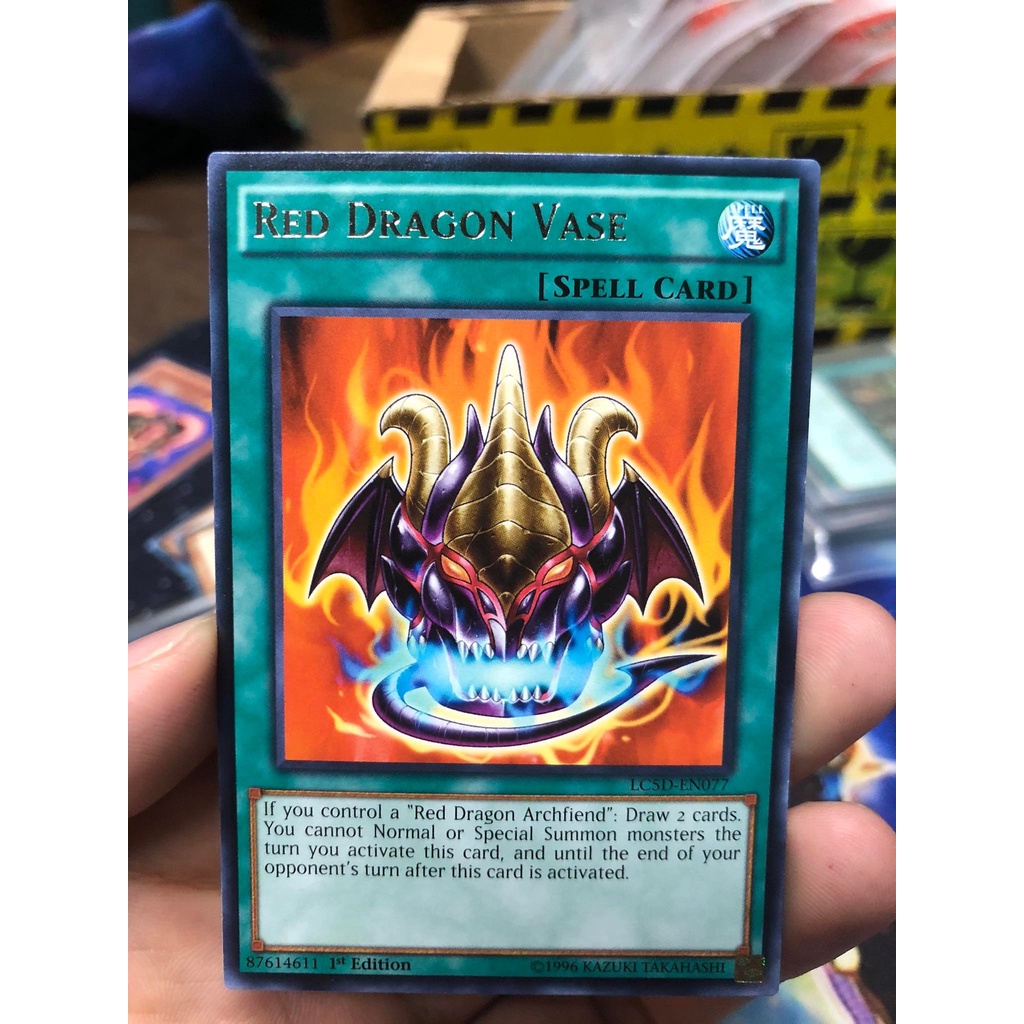 Thẻ bài Yugioh TCG chính hãng "Red Dragon Vase " (LC5D-EN077)