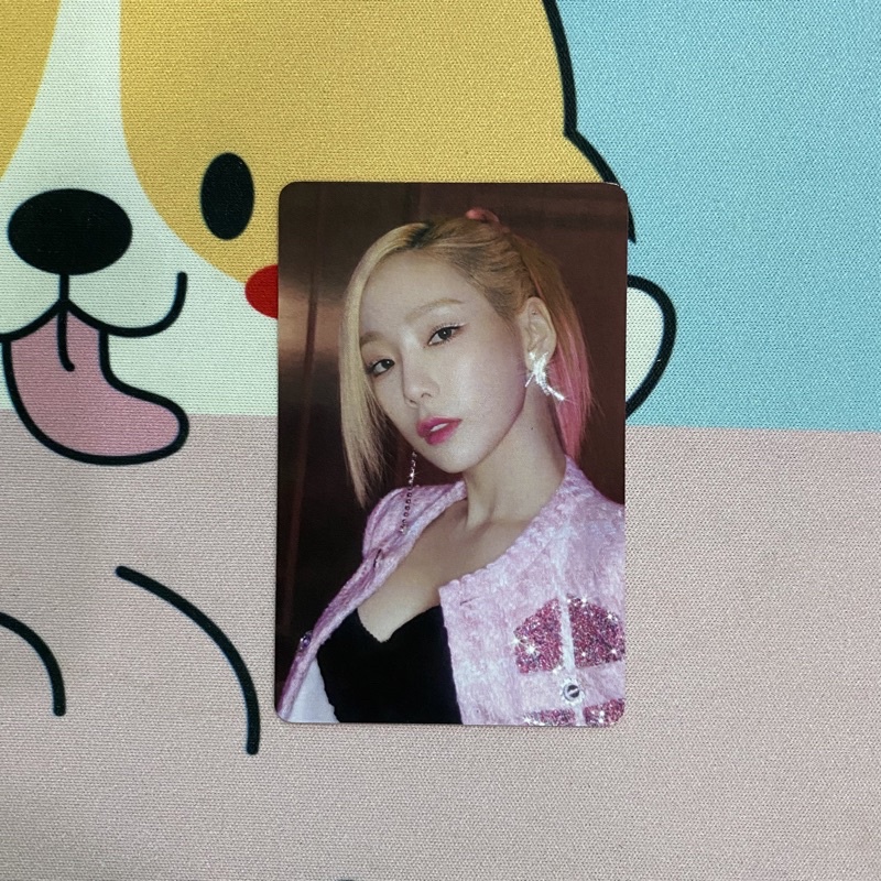 Ảnh card bo góc TAEYEON vòng tay Bracelet SMCU