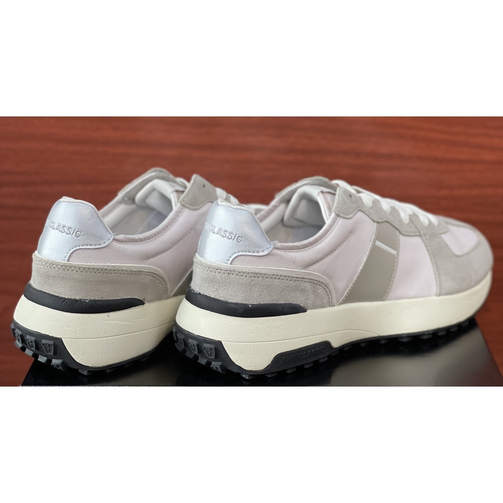 Giày chunky sneaker Akiii Classic chính hãng, giày nam nữ size 40.5