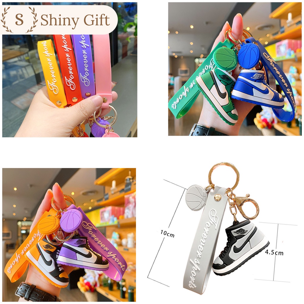 Móc khóa hình giày thể thao