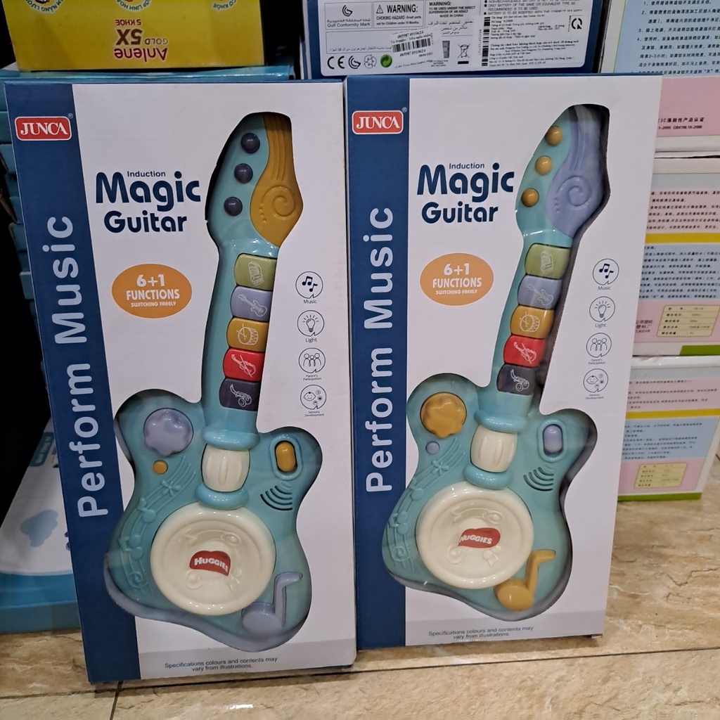 Đàn guitar đồ chơi cho bé Quà tặng từ huggies - Kèm pin