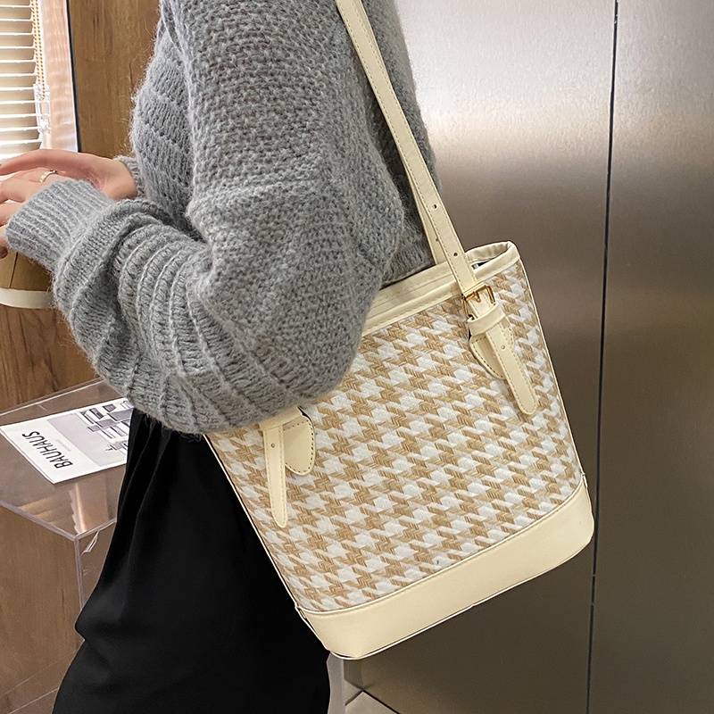 Túi Tote Nữ Bằng Da Phối Kẻ Caro Thời Trang